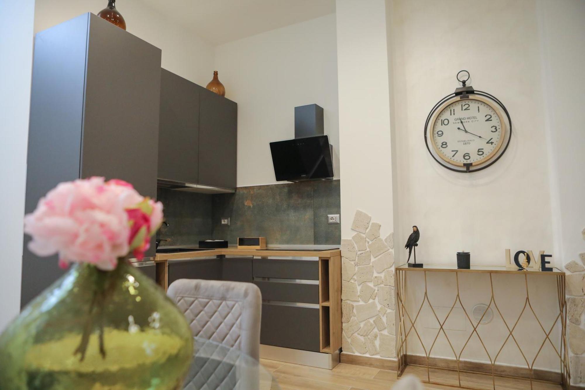 شقة Luxury Regina 14 باري المظهر الخارجي الصورة